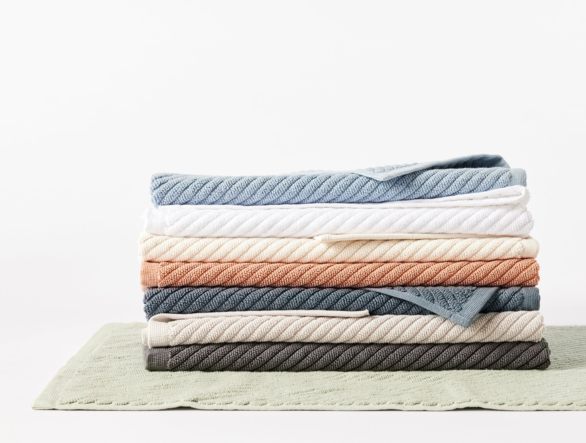 Organic Cotton Air Weight Towels - Clearance - Bath Sheets & Bath Mats