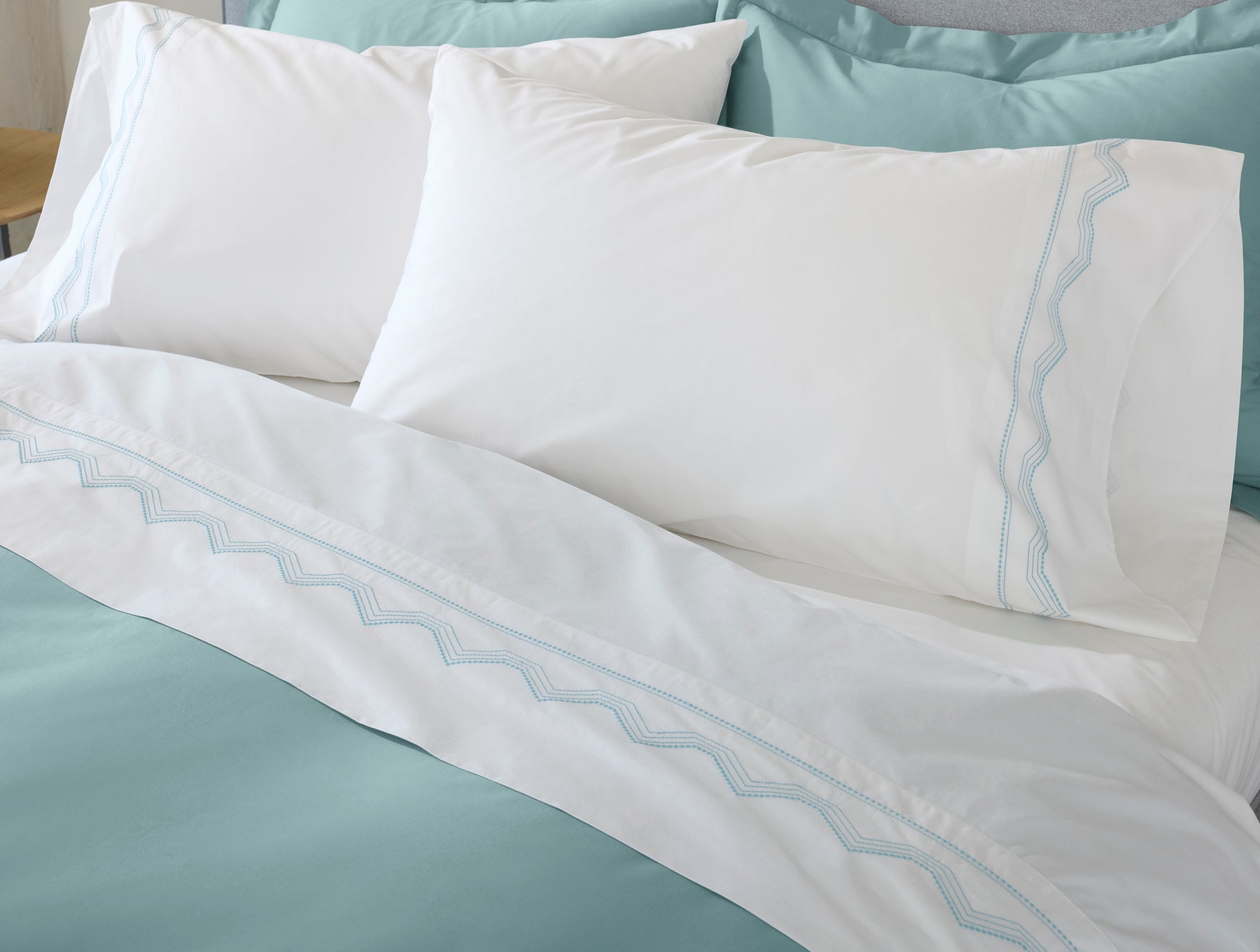 Vista Embroidered Organic Percale Sheet Set - Coyuchi 