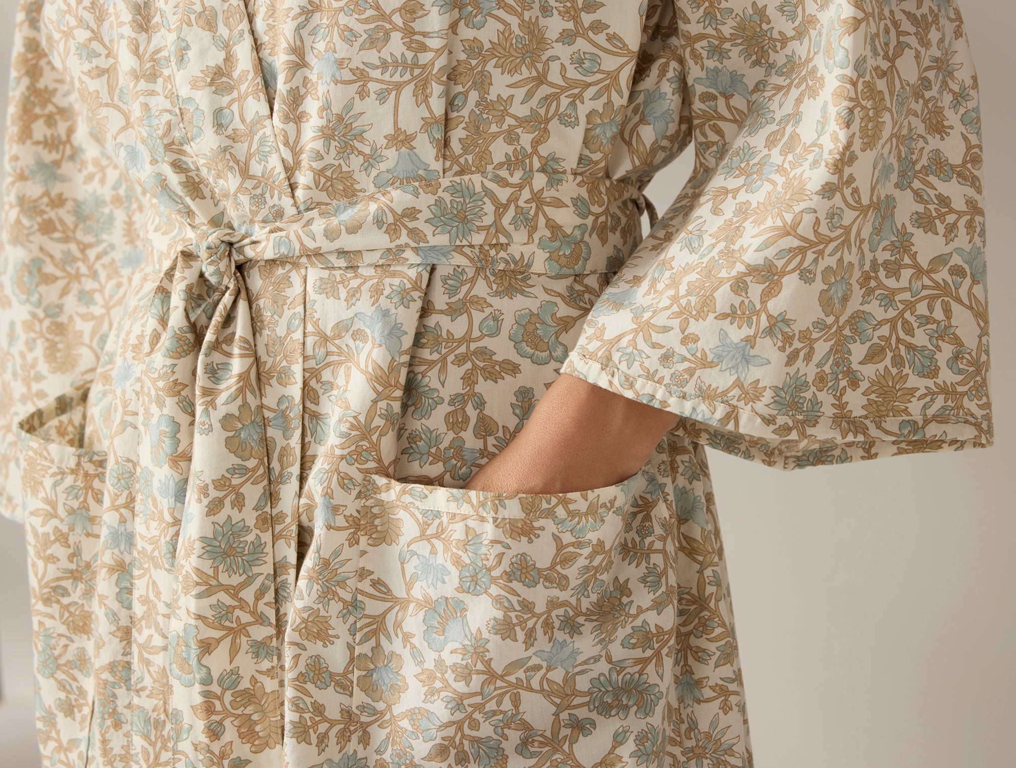 Cotton dressing robe hotsell