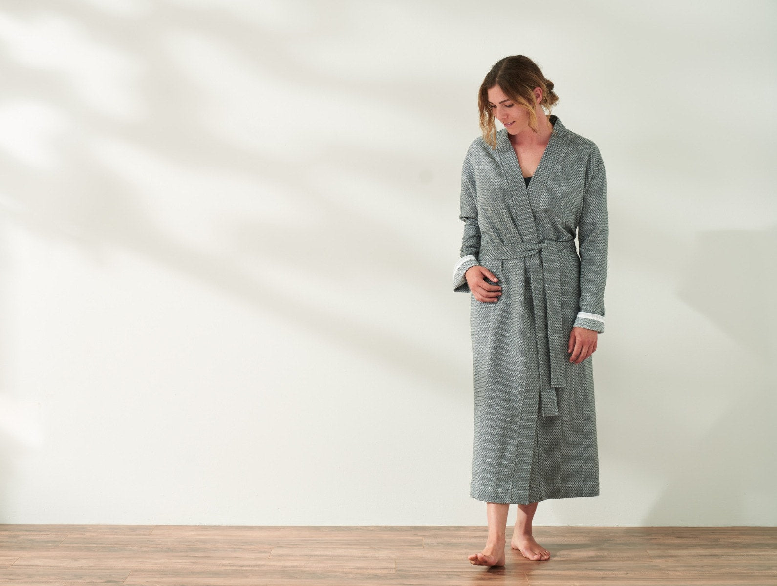 Unisex Mediterranean Organic Modern Robe – Coyuchi